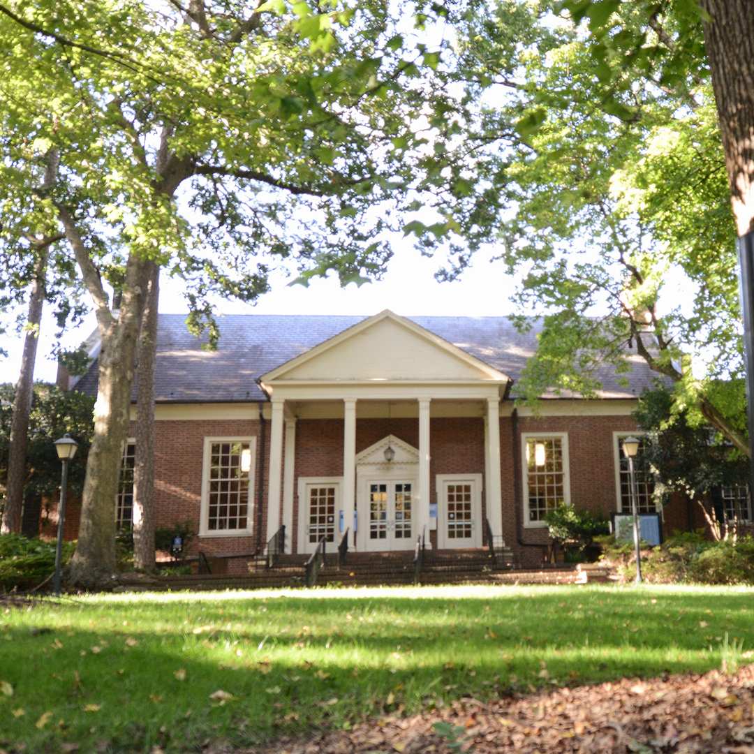view of the front of Jackson Hall, which houses the Office of Undergraduate Admissions